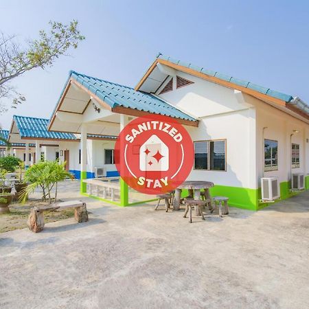 Oyo 658 Peamsook Resort Prachuap Khiri Khan Exteriör bild